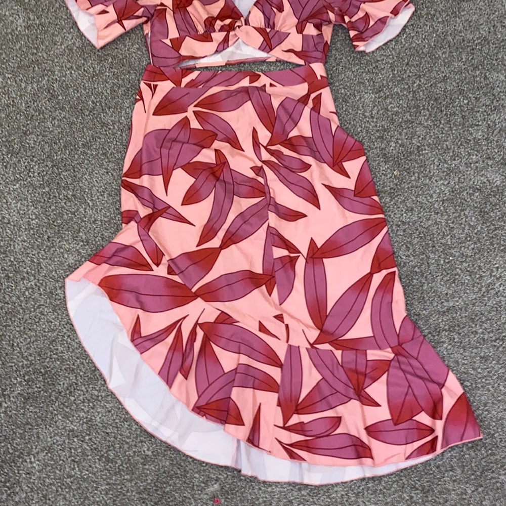 Two piece skirt set